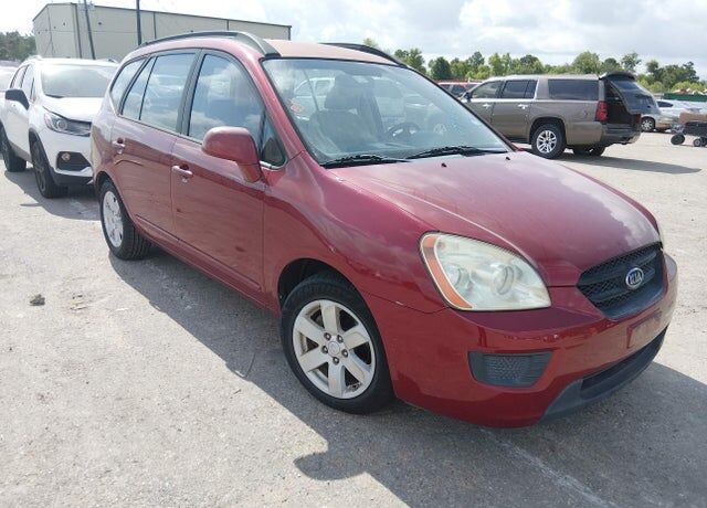 2008 KIA Rondo