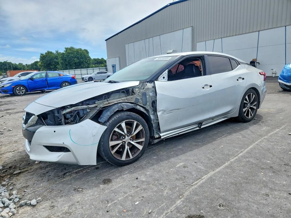 2016 NISSAN Maxima