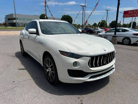 2017 MASERATI Levante
