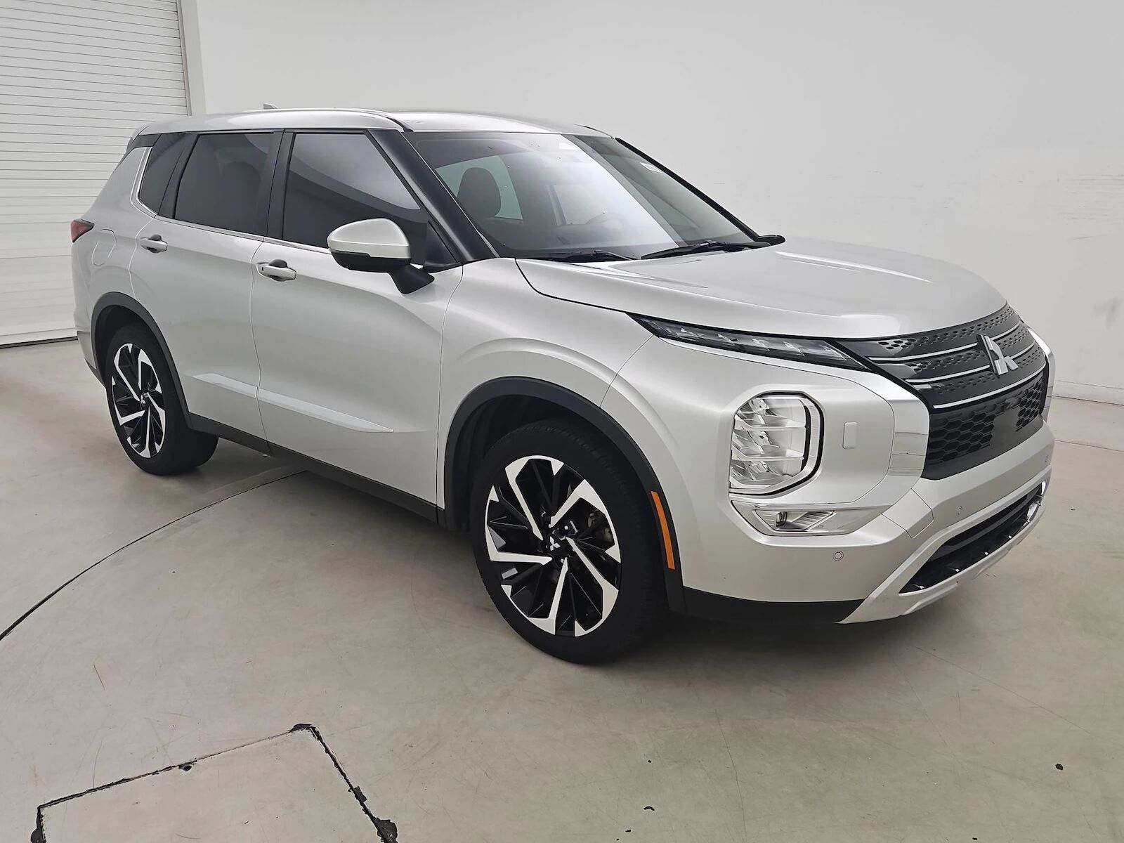 2022 MITSUBISHI Outlander