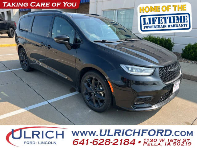 2025 CHRYSLER Pacifica