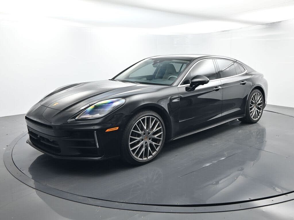 2026 PORSCHE Panamera