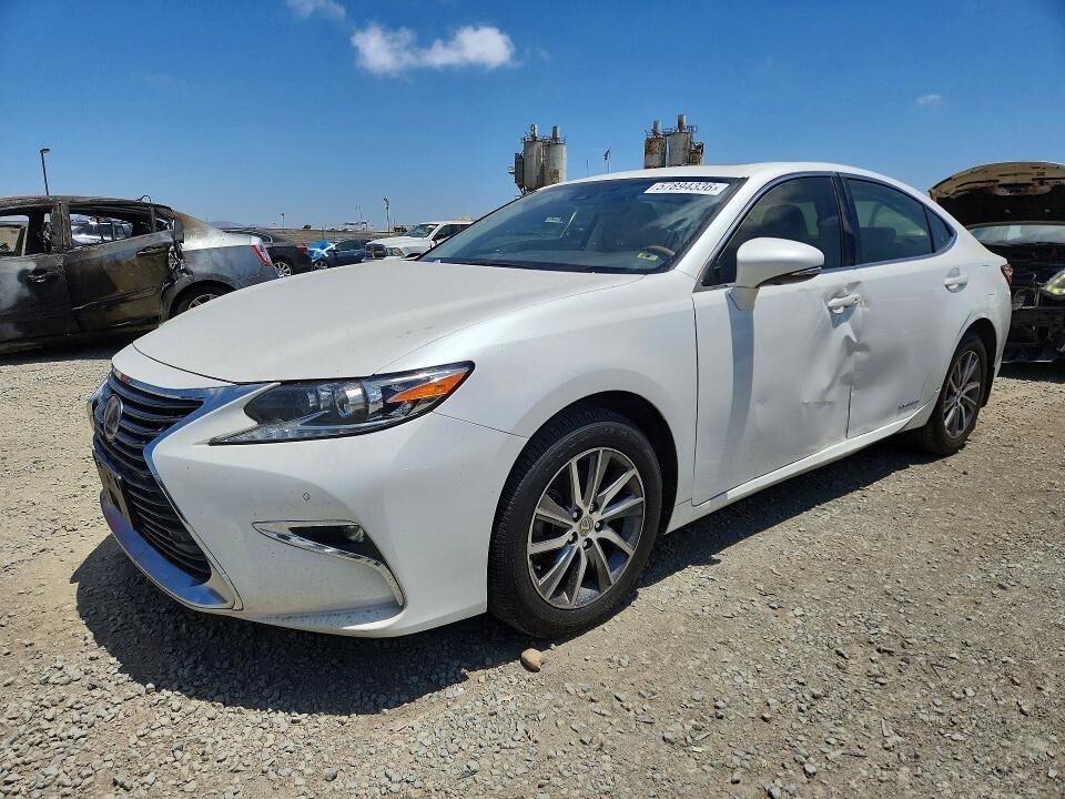 2017 LEXUS ES