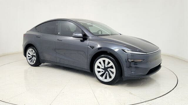 2026 TESLA Model Y