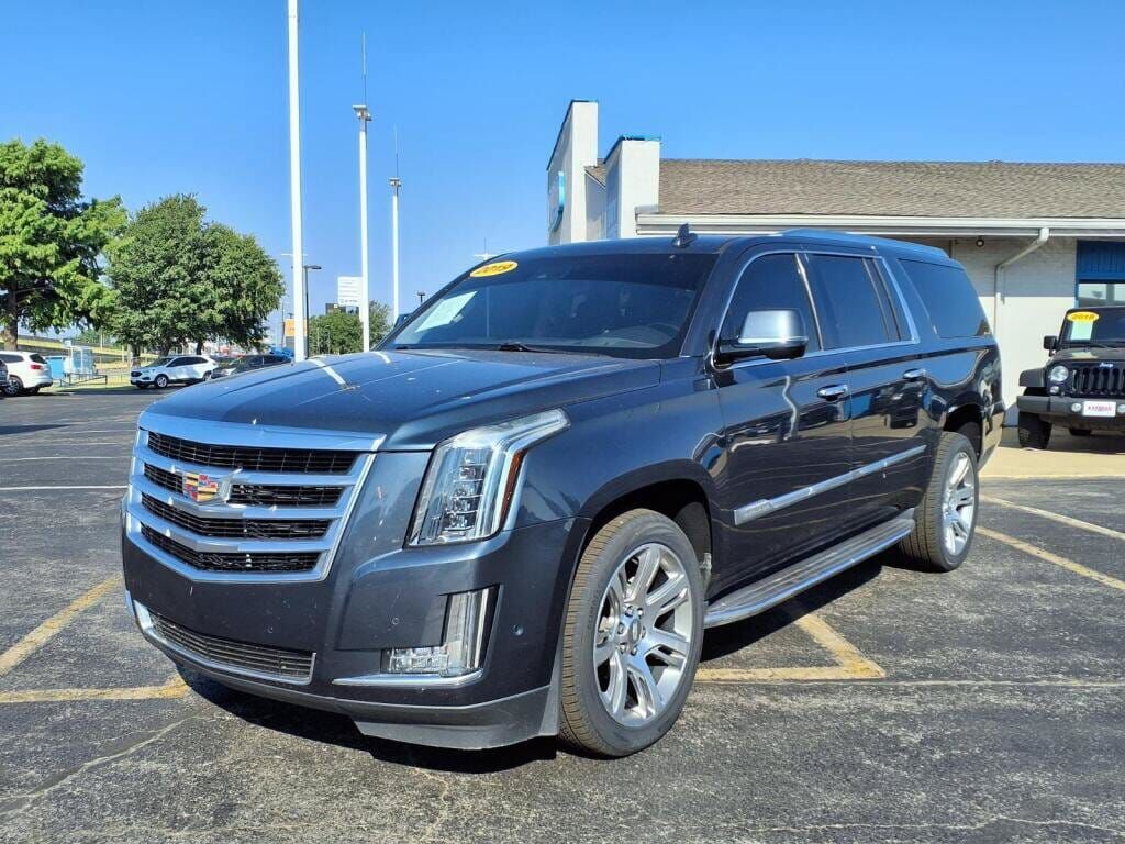2019 CADILLAC Escalade ESV