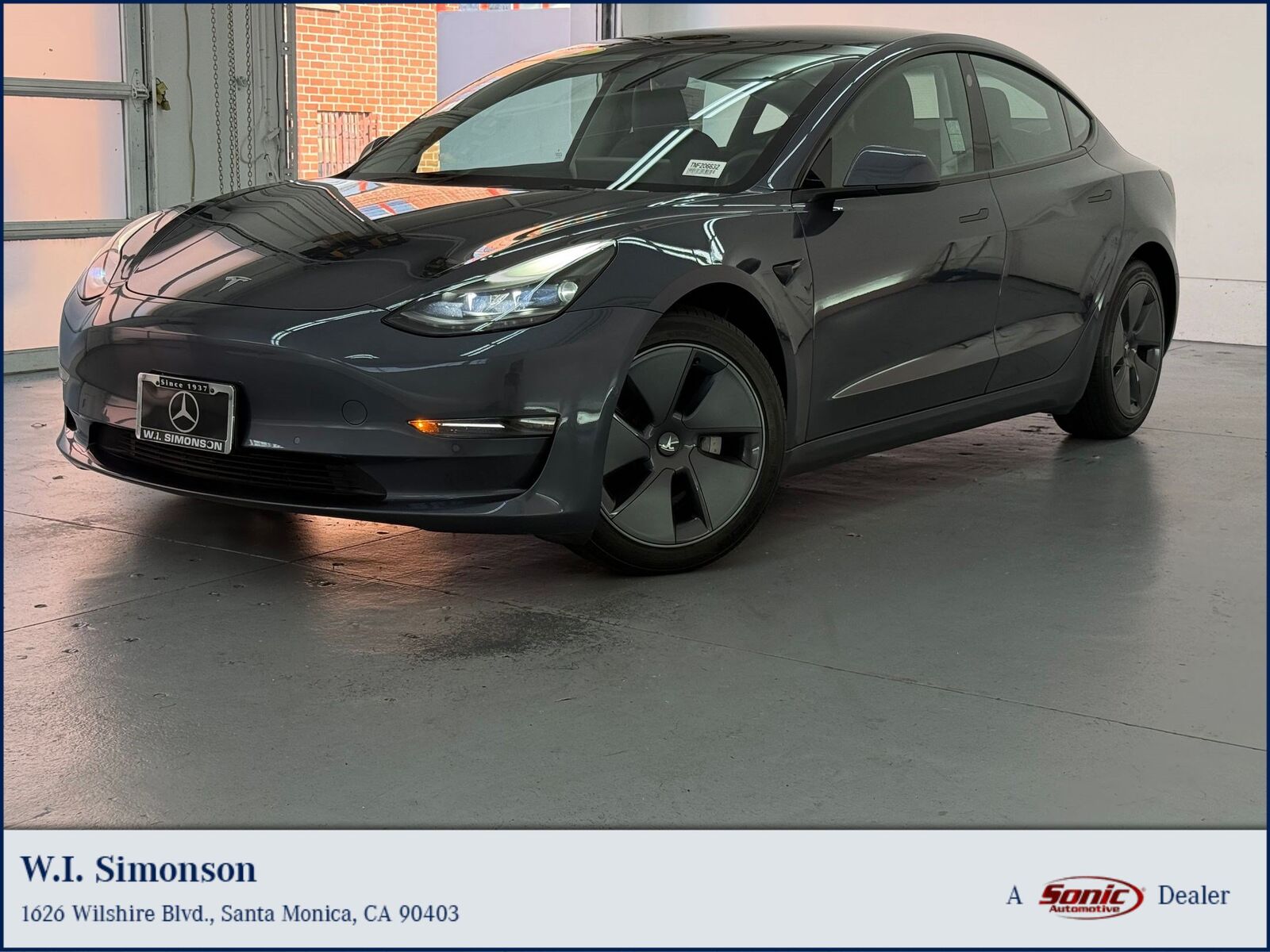 2022 TESLA Model 3