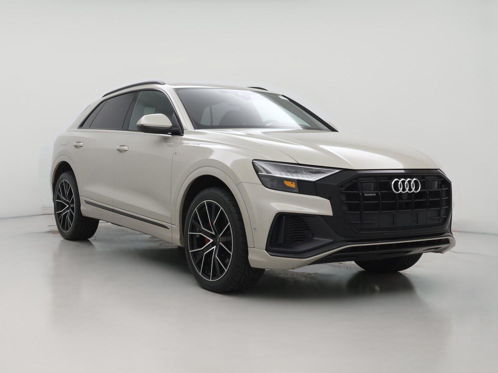 2023 AUDI Q8