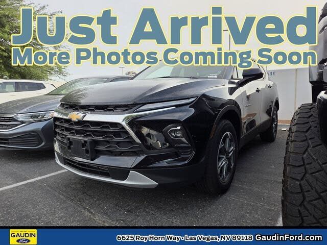 2025 CHEVROLET Blazer