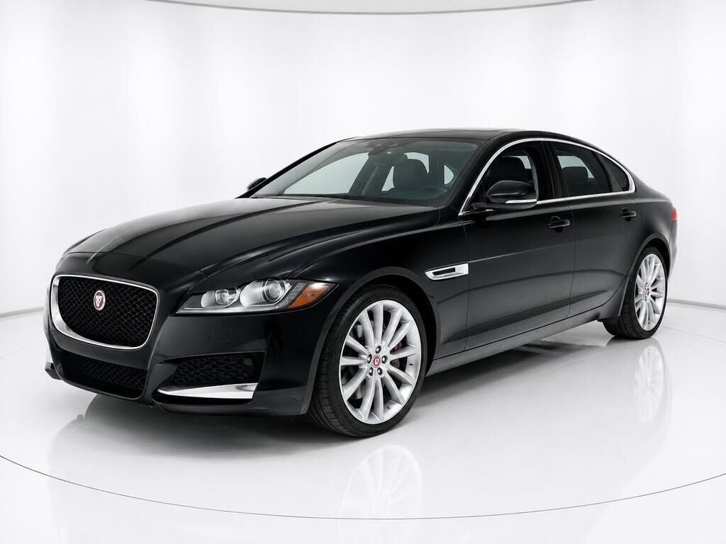 2017 JAGUAR XF