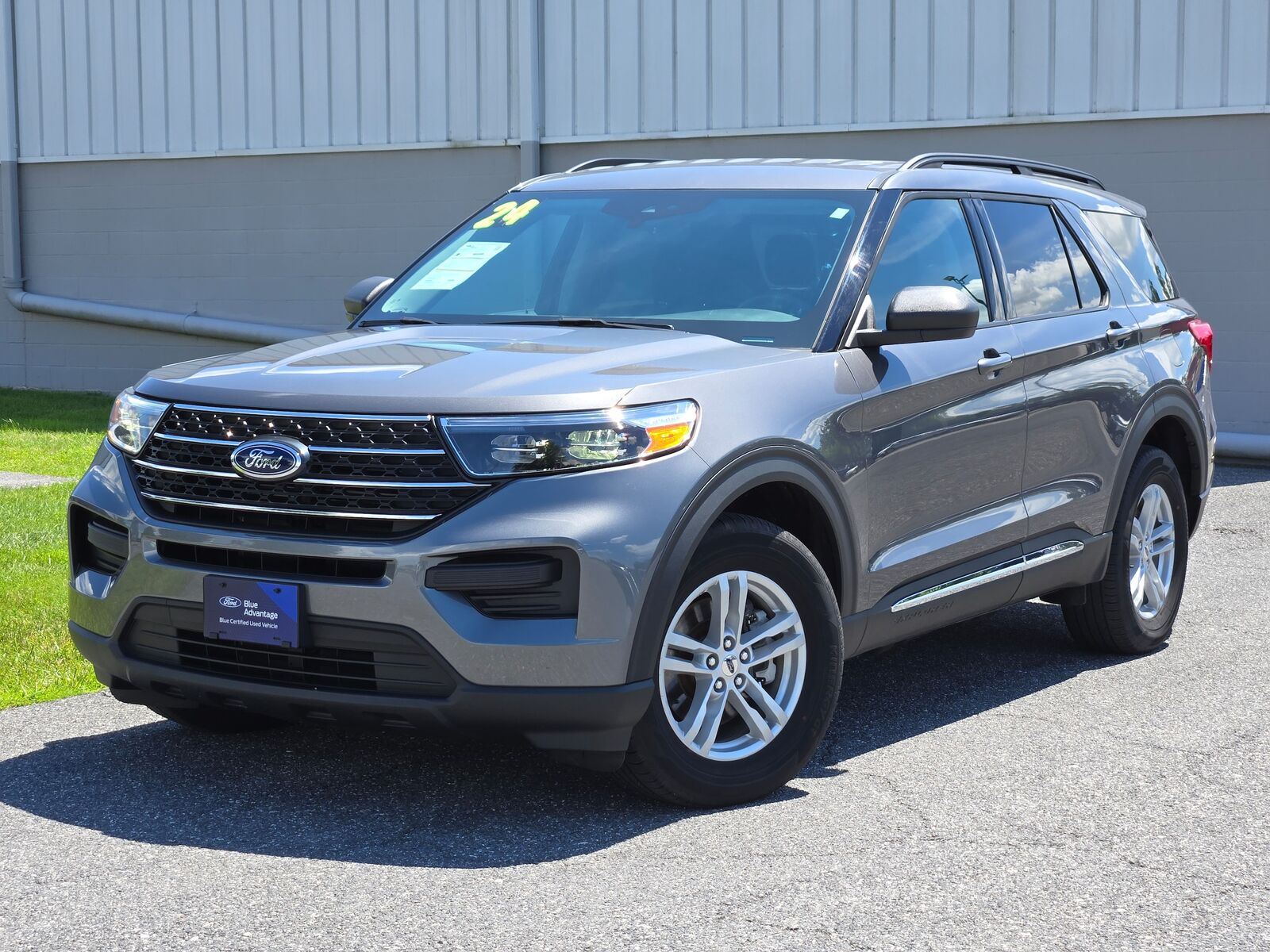 2024 FORD Explorer
