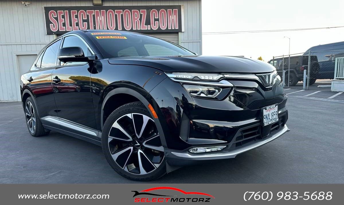 2023 VINFAST VF 8