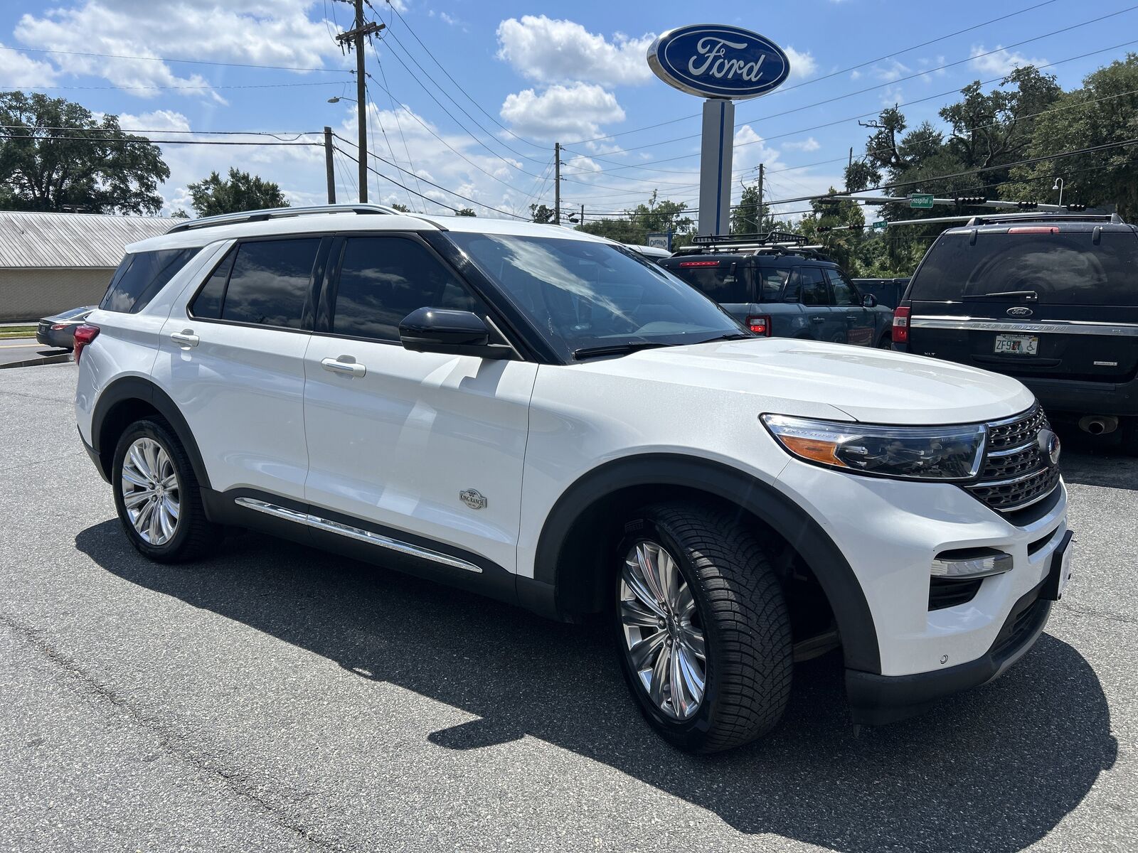 2021 FORD Explorer
