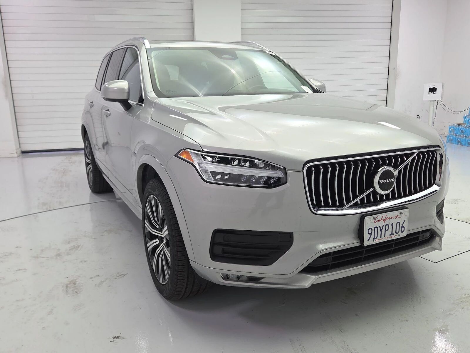 2023 VOLVO XC90