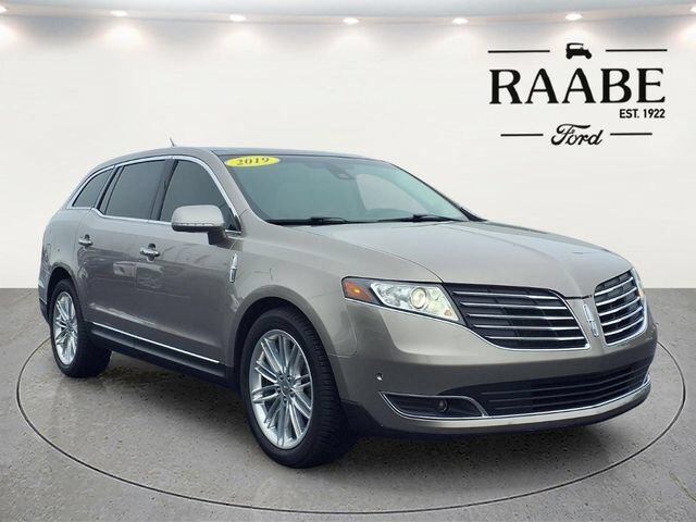 2019 LINCOLN MKT