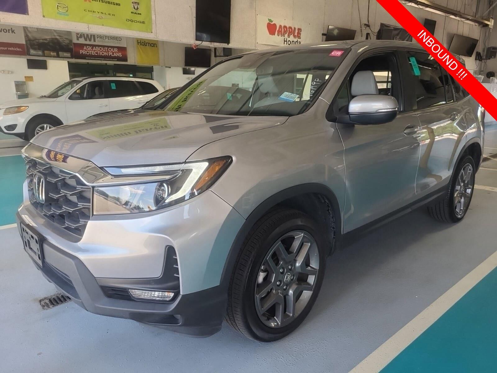 2023 HONDA Passport