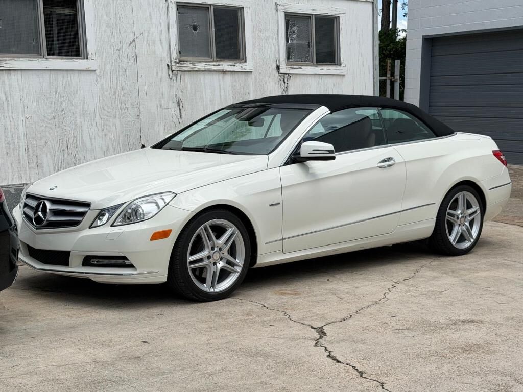 2012 MERCEDES-BENZ E-Class