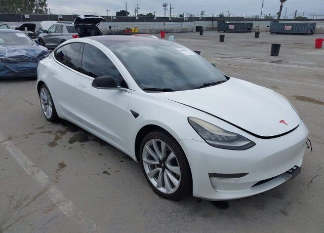2018 TESLA Model 3