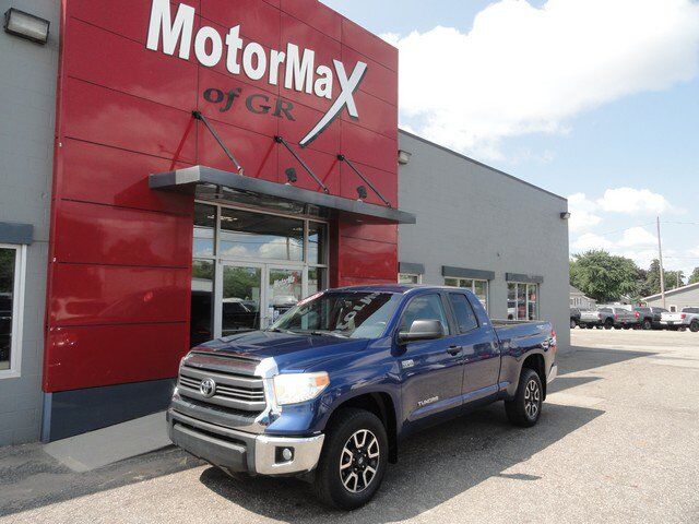 2015 TOYOTA Tundra