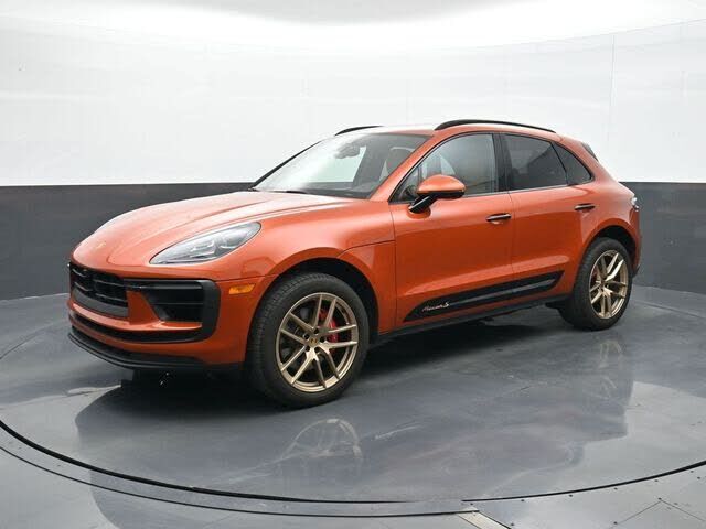 2023 PORSCHE Macan