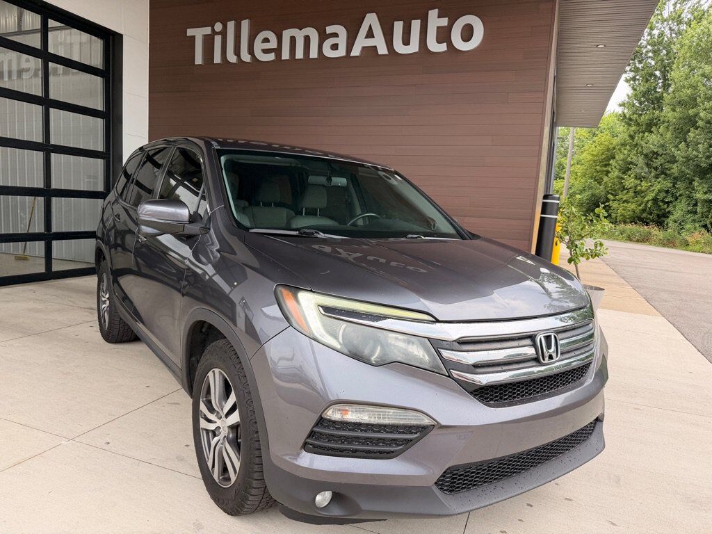 2017 HONDA Pilot