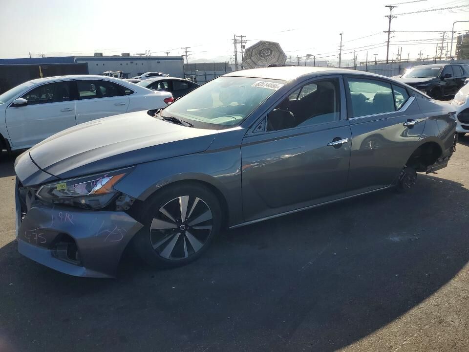 2021 NISSAN Altima