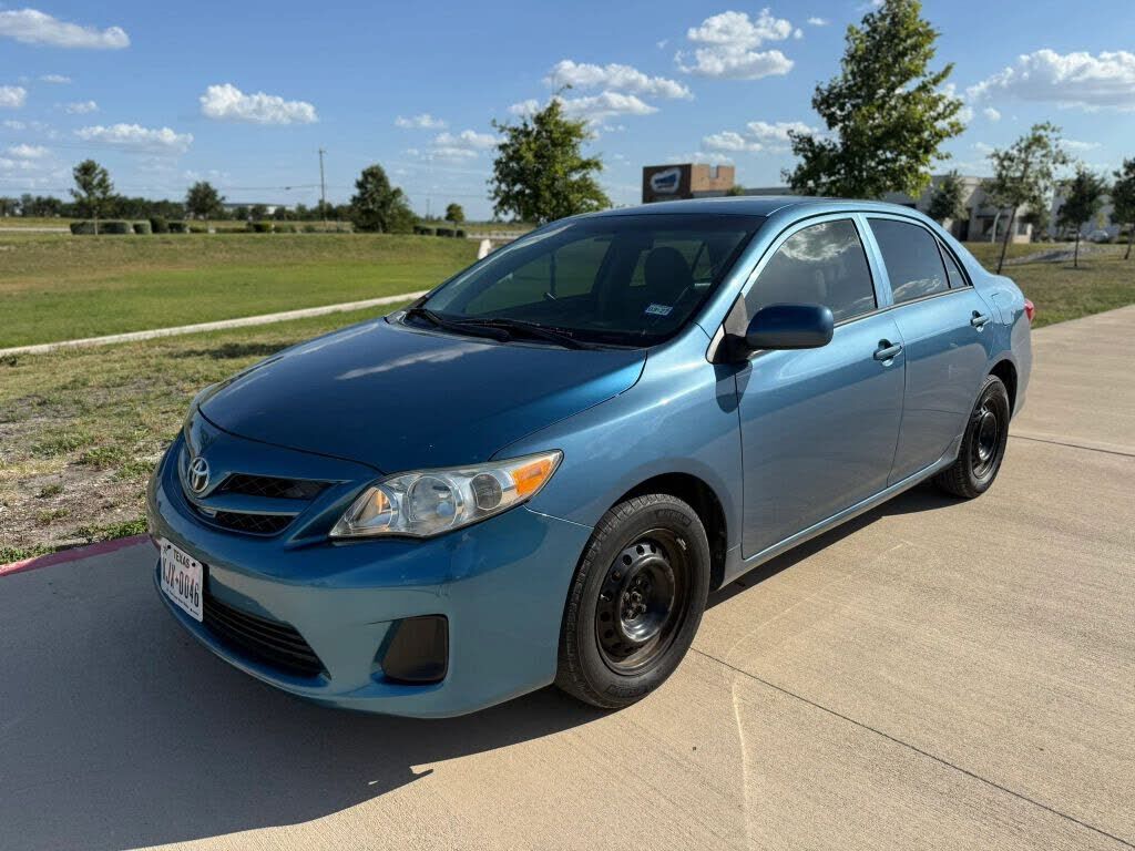 2013 TOYOTA Corolla