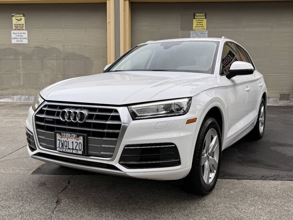 2018 AUDI Q5