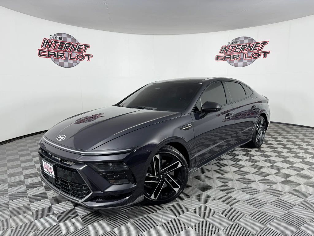 2025 HYUNDAI Sonata