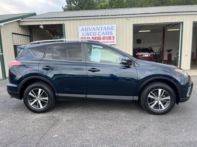 2017 TOYOTA RAV4