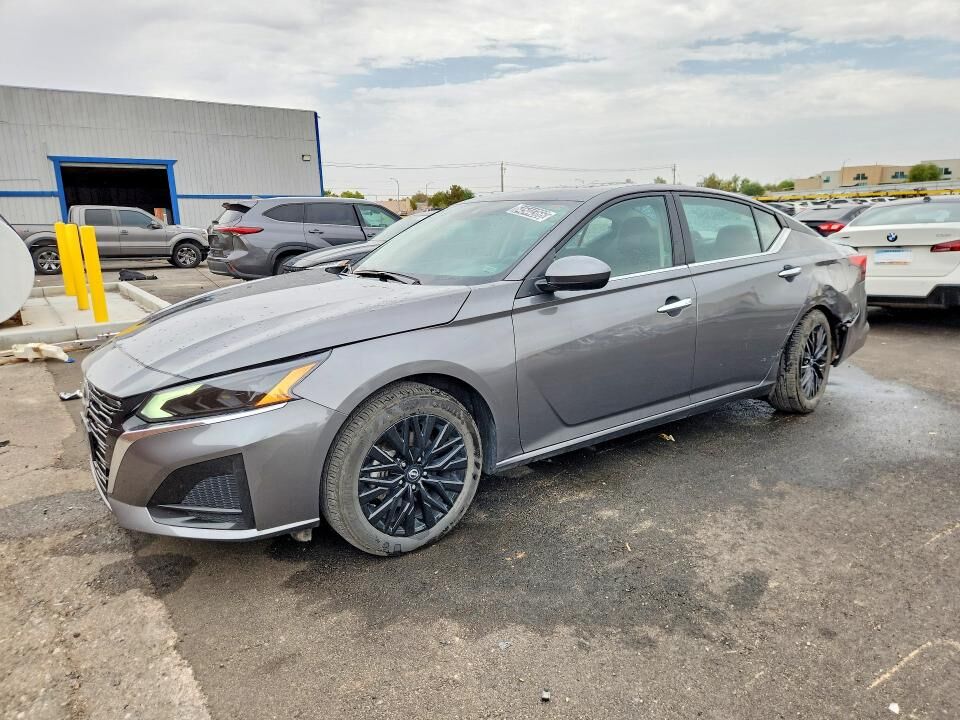 2025 NISSAN Altima