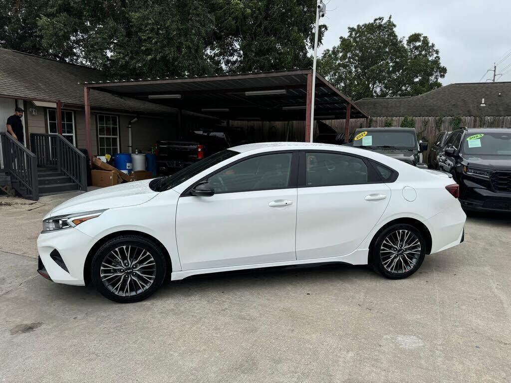 2024 KIA Forte