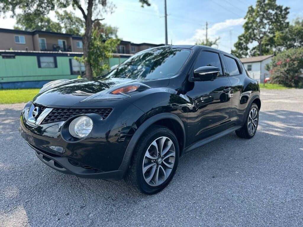 2017 NISSAN Juke