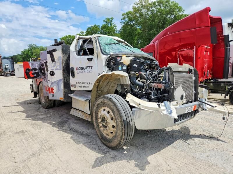 2024 FREIGHTLINER M2