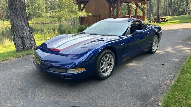 2004 CHEVROLET Corvette