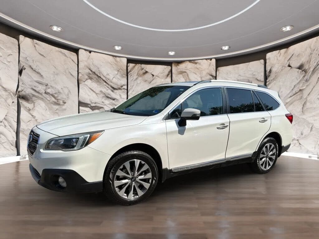 2017 SUBARU Outback