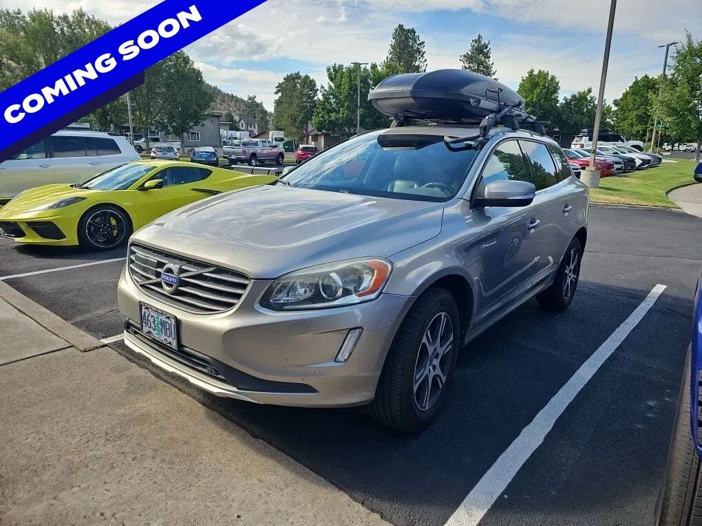 2015 VOLVO XC60