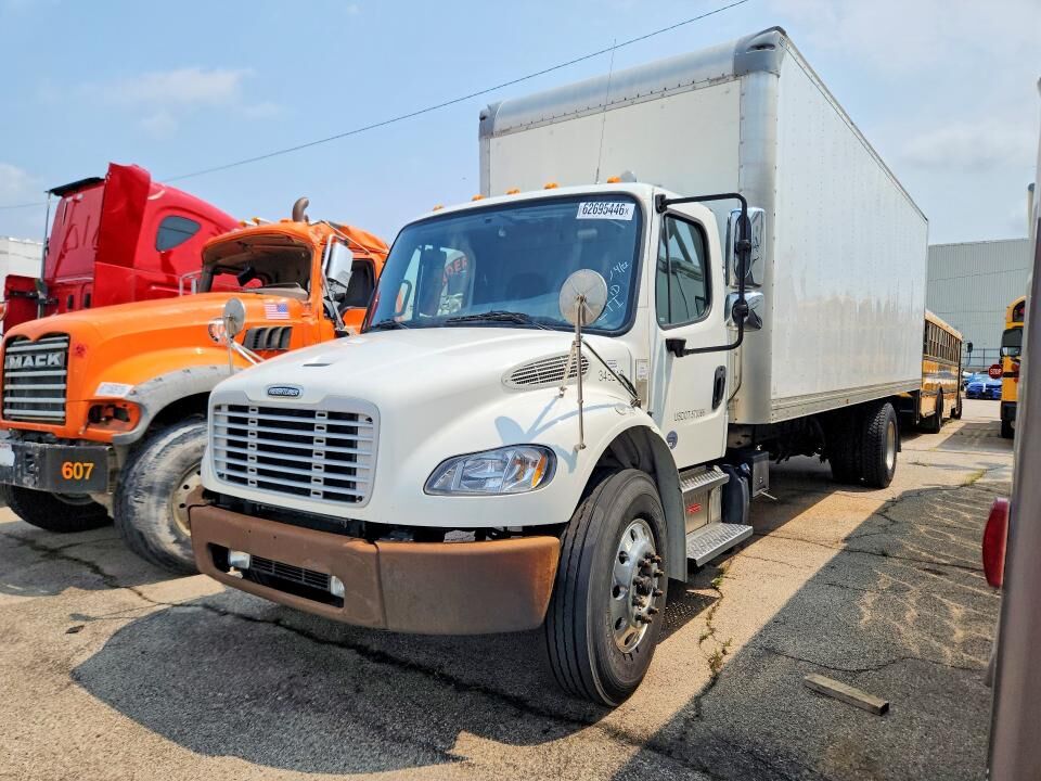 2021 FREIGHTLINER M2