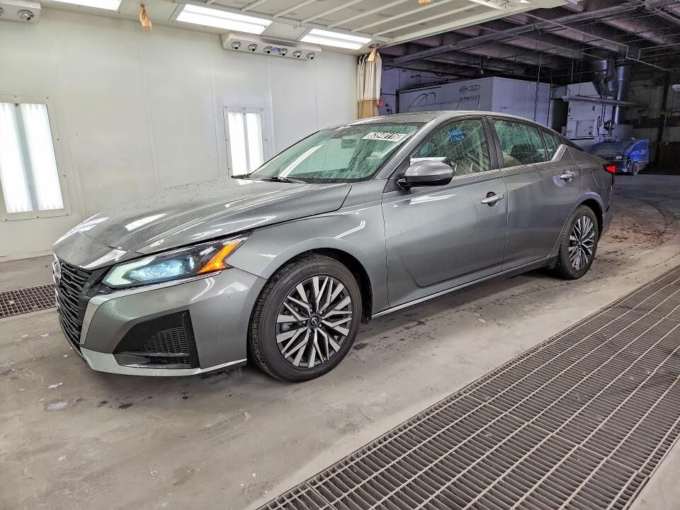 2023 NISSAN Altima