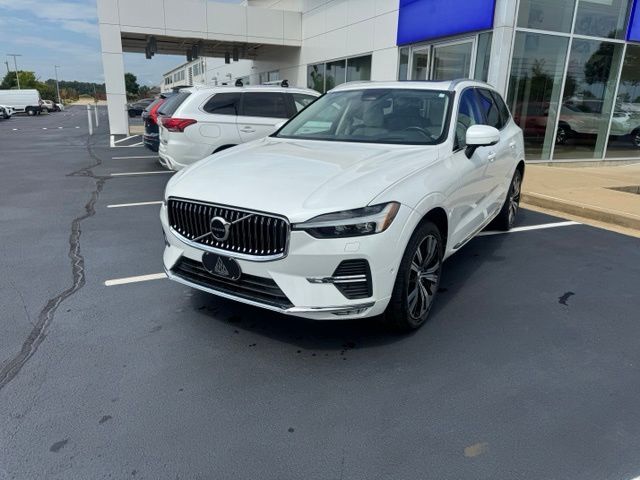 2023 VOLVO XC60