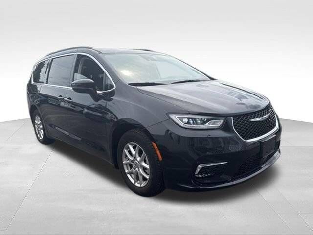 2022 CHRYSLER Pacifica