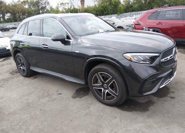 2025 MERCEDES-BENZ GLC-Class