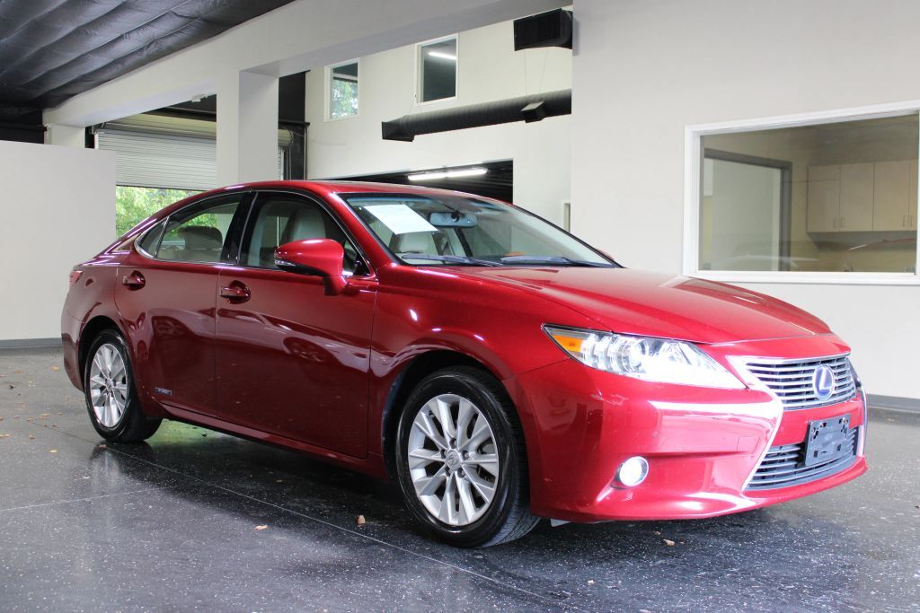 2013 LEXUS ES