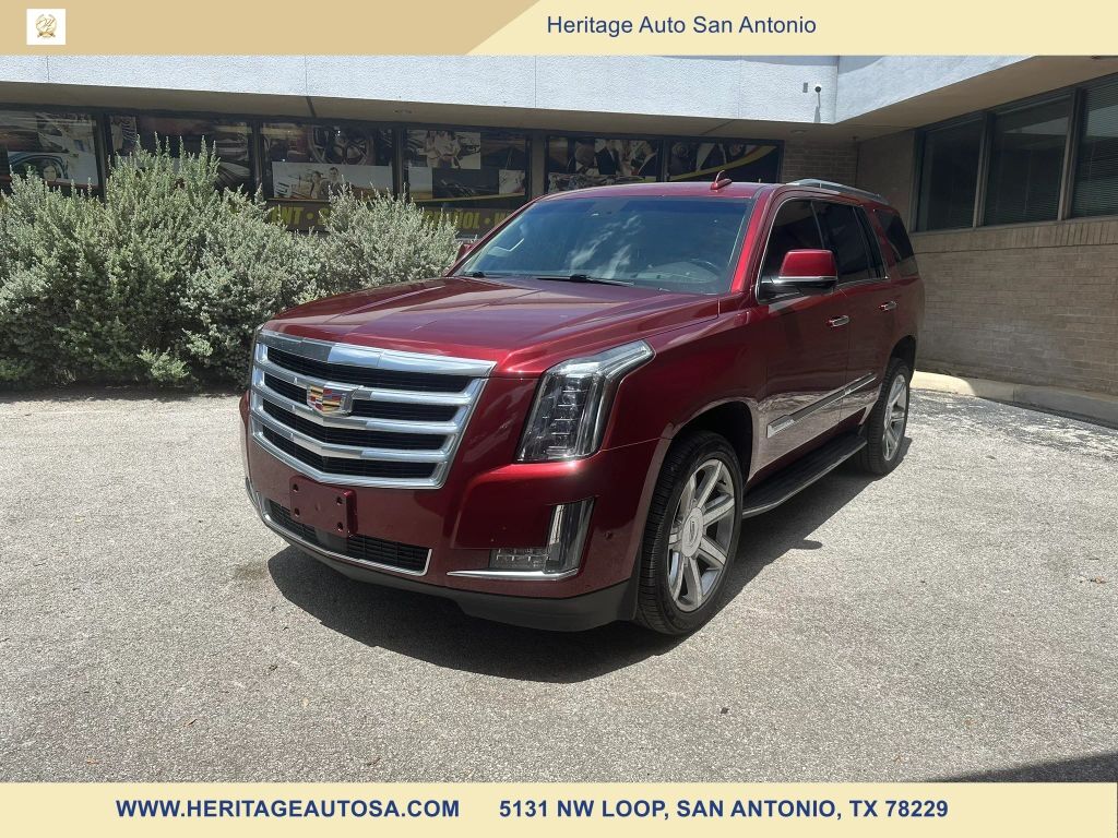 2017 CADILLAC Escalade