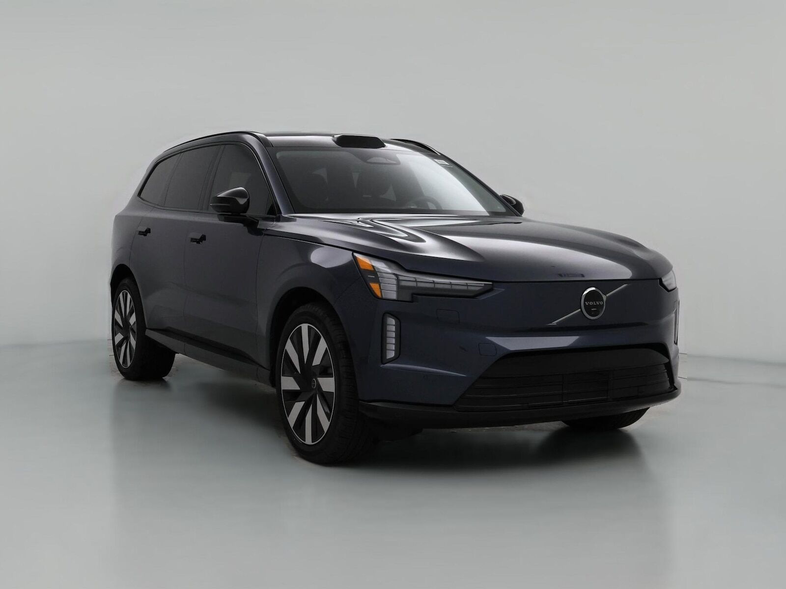 2025 VOLVO EX90