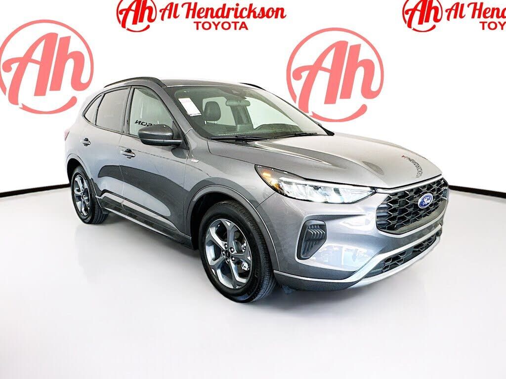 2024 FORD Escape