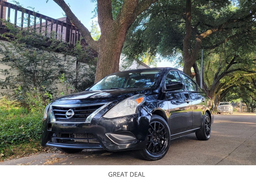 2019 NISSAN Versa