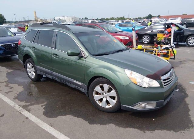2010 SUBARU Outback