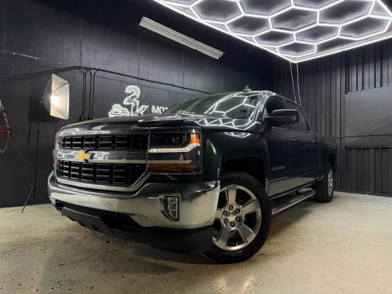 2018 CHEVROLET Silverado