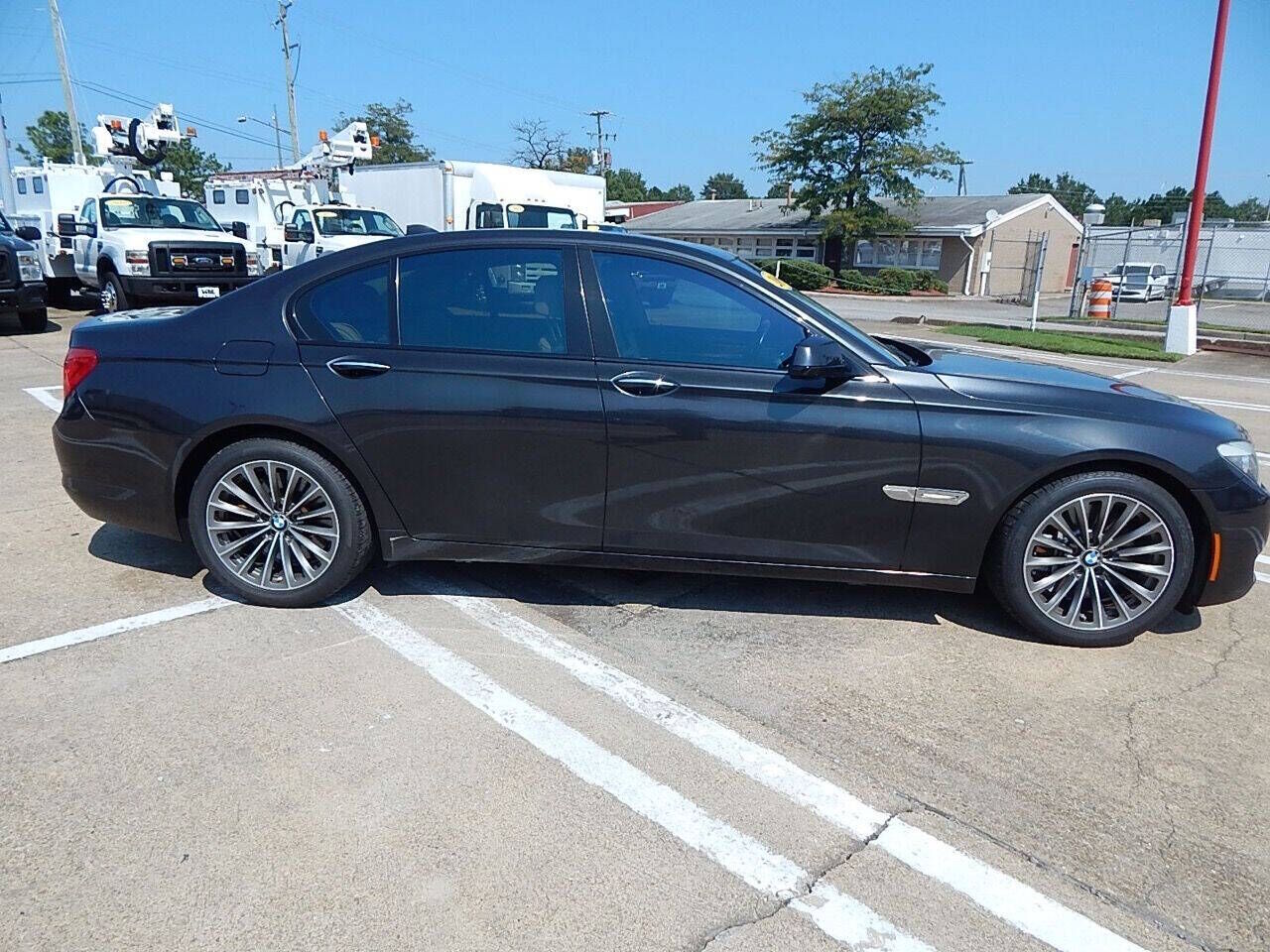 2009 BMW 7 Series