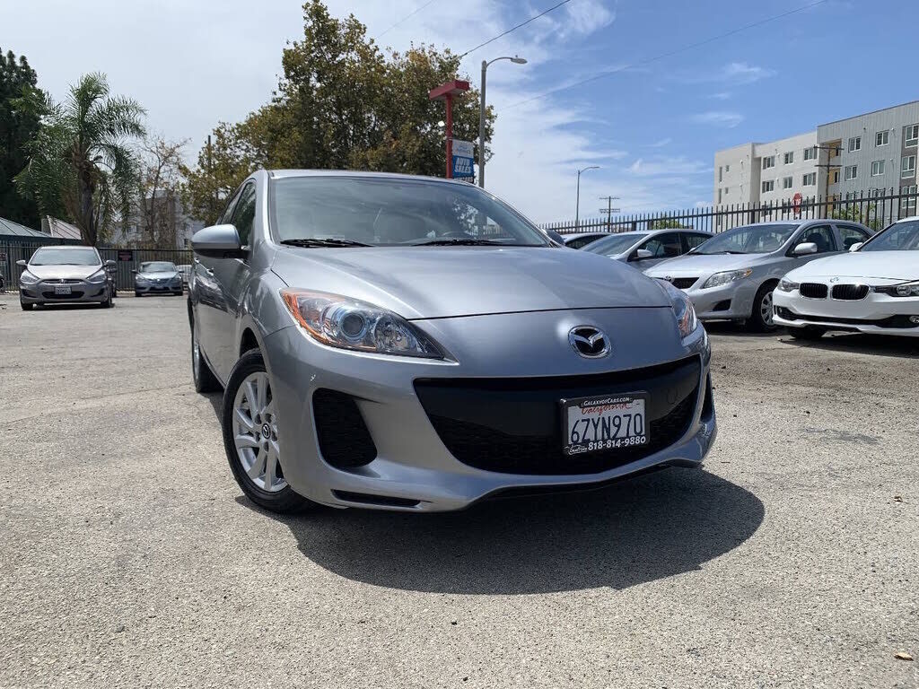 2013 MAZDA Mazda3